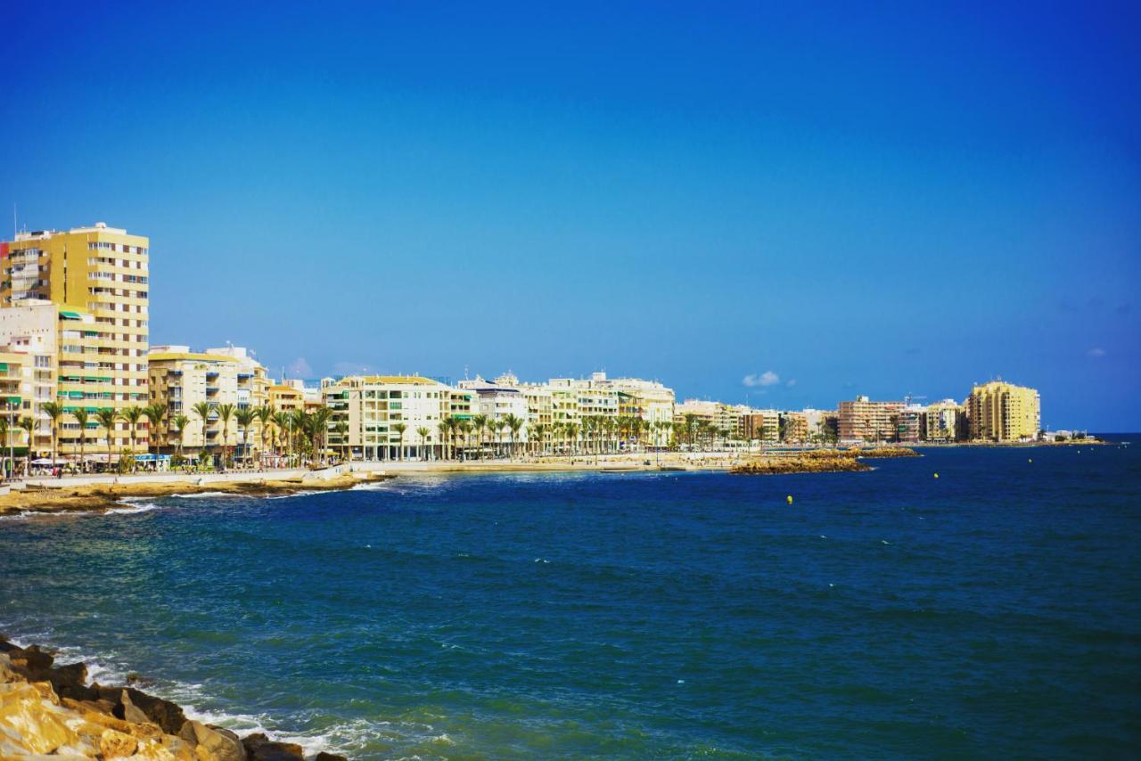 Holiday Suite Virgin De La Paloma Torrevieja Ngoại thất bức ảnh